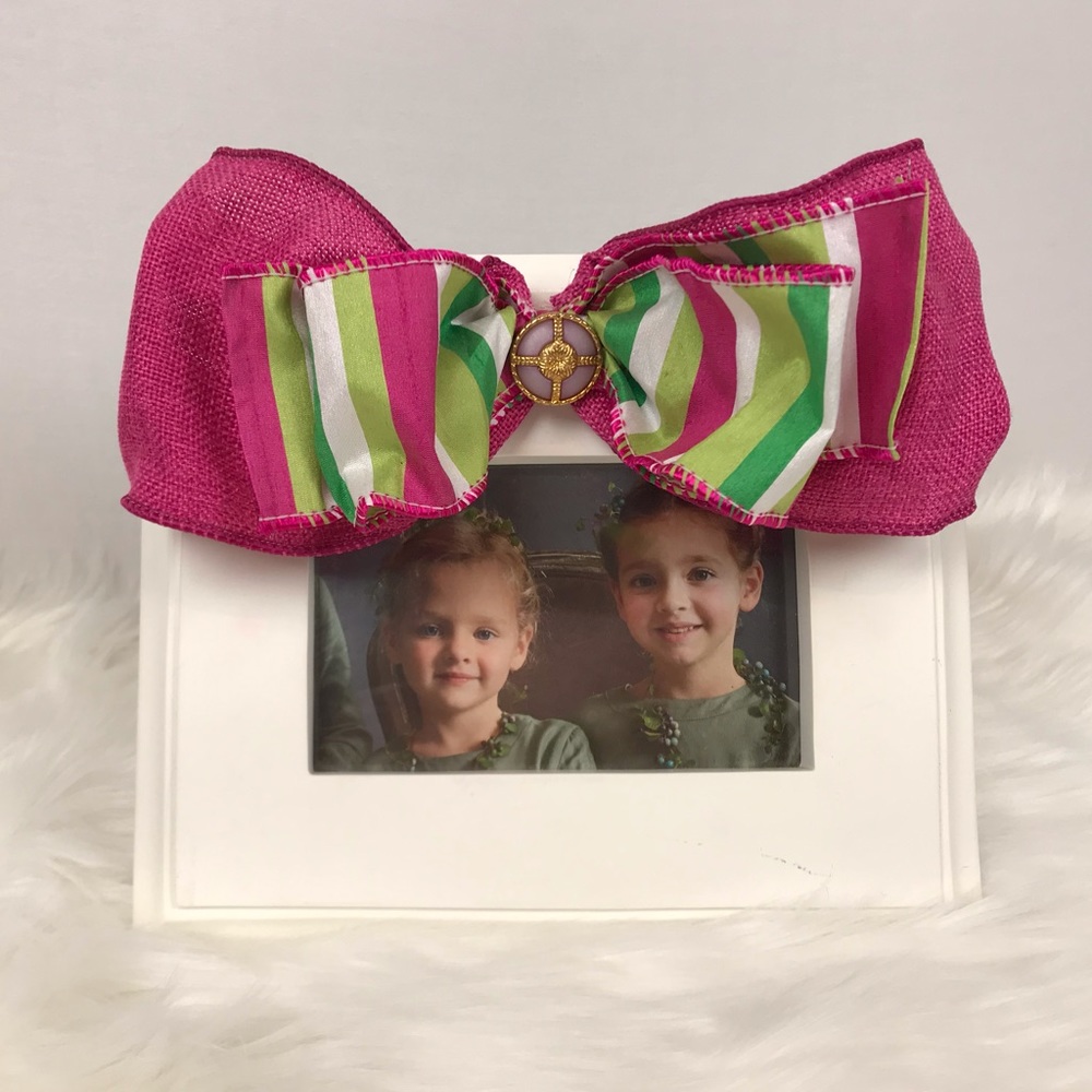 The Bow Collection Picture Frame Pink White